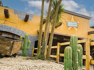 Supporting image for story: Get a sneak peek at Drayton Manor's new 'Wild West' experience featuring Looney Tunes characters