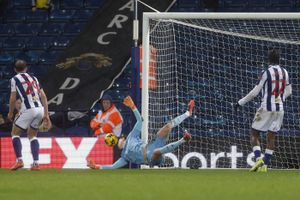 EDITORIAL USE ONLY. No use with unauthorized audio, video, data, fixture lists, club/league logos or 'live' services. Online in-match use limited to 120 images, no video emulation. No use in betting, games or single club/league/player publications