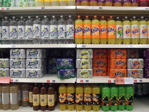 Supporting image for story: Poll: Should drinks companies be made to reduce the sugar content of drinks?