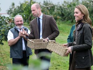 Supporting image for story: Family welcome royal couple during ‘surreal’ visit to their farm