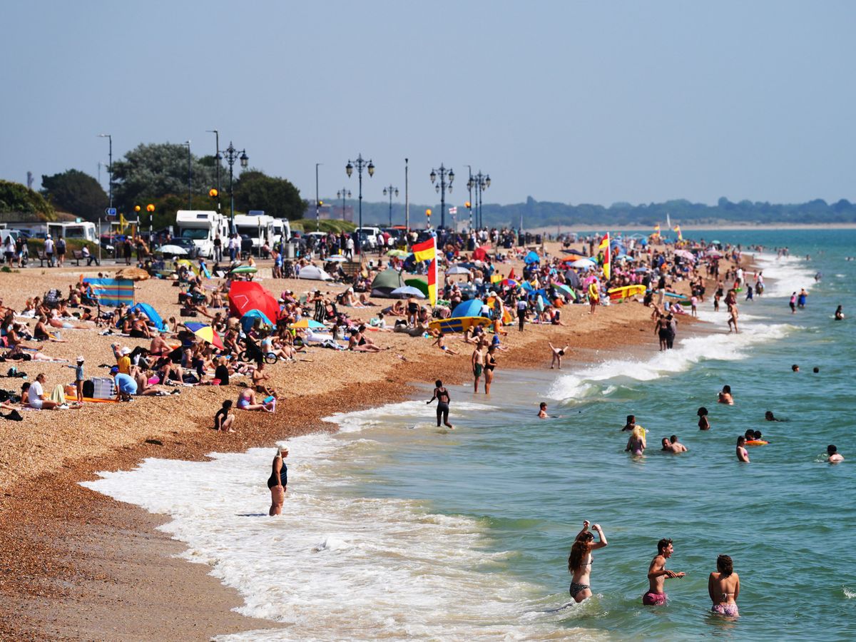 Amber heat alert as fourth summer heatwave pushes temperatures towards 34C