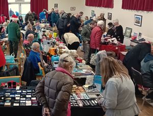 Supporting image for story: Wellington Collectors’ Fair: A treasure trove for gift hunters