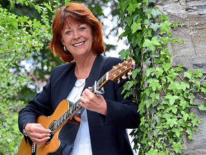 Supporting image for story: Watch: Isla St Clair plays songs from another generation