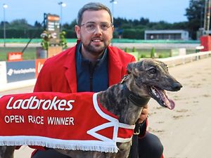 Supporting image for story: Hunt looking to leave rivals in the dust