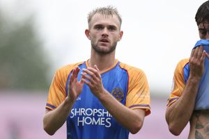 RESTRICTIONS: Use subject to restrictions. Editorial use only. Book and magazine sales permitted providing not solely devoted to any one team / player / match. No commercial use.