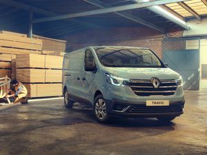 Supporting image for story: New Renault Trafic goes on sale from £25,200