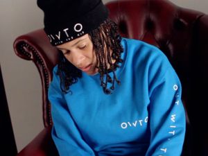 Supporting image for story: Sophielou cares about the Ambience of new single