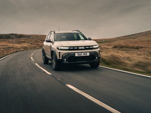 Supporting image for story: First Drive: The Dacia Duster returns with added features and chunky new look