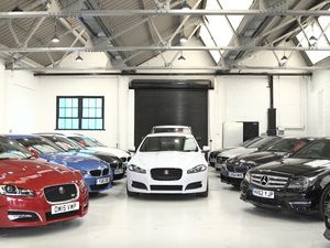 Supporting image for story: Bank loan or car finance: which should you choose?