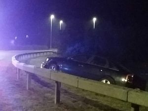 Supporting image for story: Driver fails to get around roundabout in Welshpool