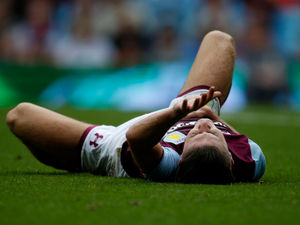 Supporting image for story: Aston Villa boss Steve Bruce fears lengthy absence for Jack Grealish 