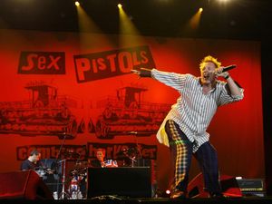 Supporting image for story: Rare film footage of historic 1976 Sex Pistols concerts to go on sale