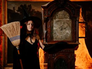 Supporting image for story: Bridgnorth antiques centre ready for Halloween