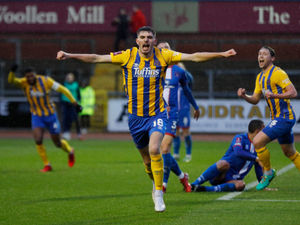 Supporting image for story: Ryan Bowman heaps praise on Shrewsbury star Tom Bloxham 