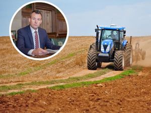 Supporting image for story: 'A stark reminder of the dangers faced' - Farming named deadliest job in Britain as death toll revealed