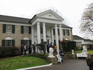 Supporting image for story: Woman pleads guilty in plot to sell Elvis Presley’s Graceland home