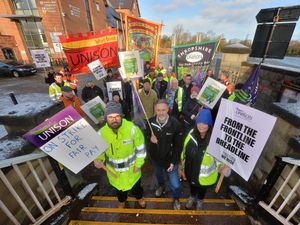 Supporting image for story: 'No alternative': Second day of action as Environment Agency workers strike over pay