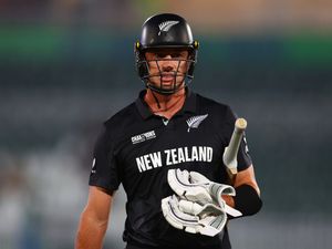 Supporting image for story: Warwickshire sign international star for season's final month