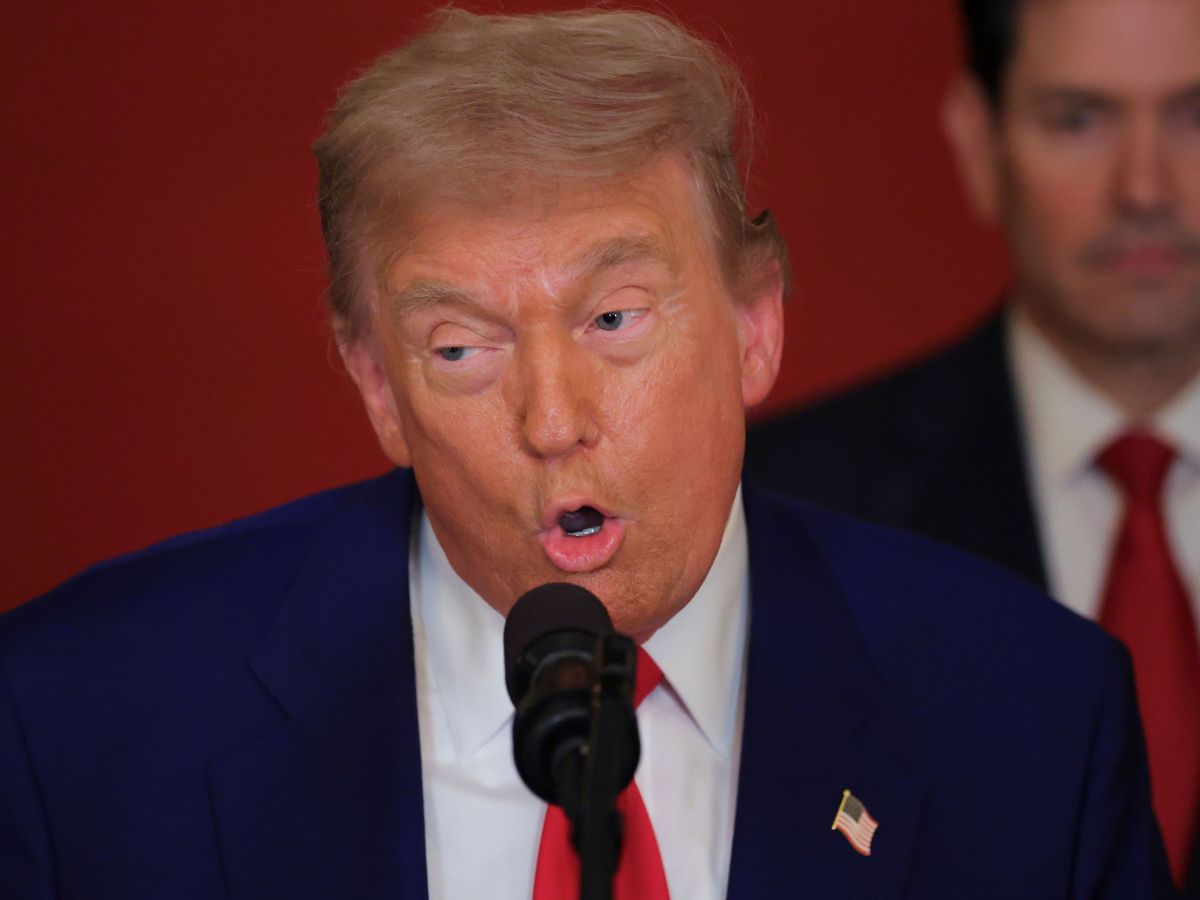 Trump calls for producers to pump more oil amid Iran shipping lane fears