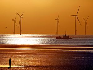 Supporting image for story: Teenage boy and man die as UK records hottest day of the year so far