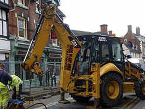 Supporting image for story: Jeweller hits out over roadworks