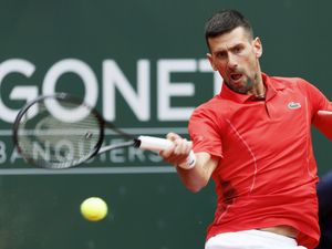 Supporting image for story: Birthday boy Novak Djokovic marches on in Geneva