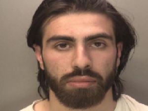 Supporting image for story: Men wanted in connection with 420 kilo heroin importation