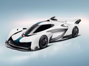 Supporting image for story: McLaren’s Solus GT is a limited-run track-only supercar