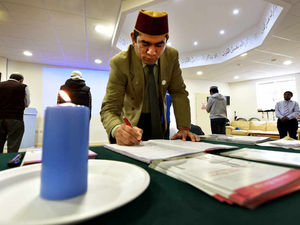 Supporting image for story: Brussels attacks: Wolverhampton mosque opens book of condolence