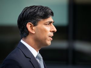 Supporting image for story: Sunak told not to ‘grind frontline workers down’ with public sector pay freeze