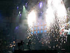 Supporting image for story: Nickelback still loud 'n' proud