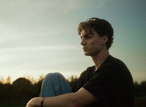 Supporting image for story: Busker releases new single as he forges career as singer-songwriter