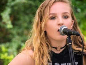 Supporting image for story: Staffordshire singer to perform at Proms and Prosecco in the Park event