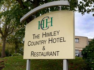 Supporting image for story: Fears Himley hotel fire could hit festive bookings