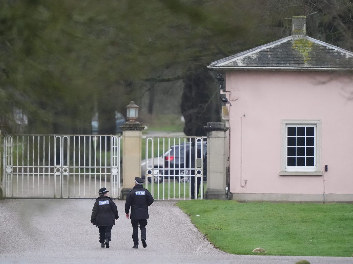 Police continue searches after Andrew Mountbatten-Windsor released from custody