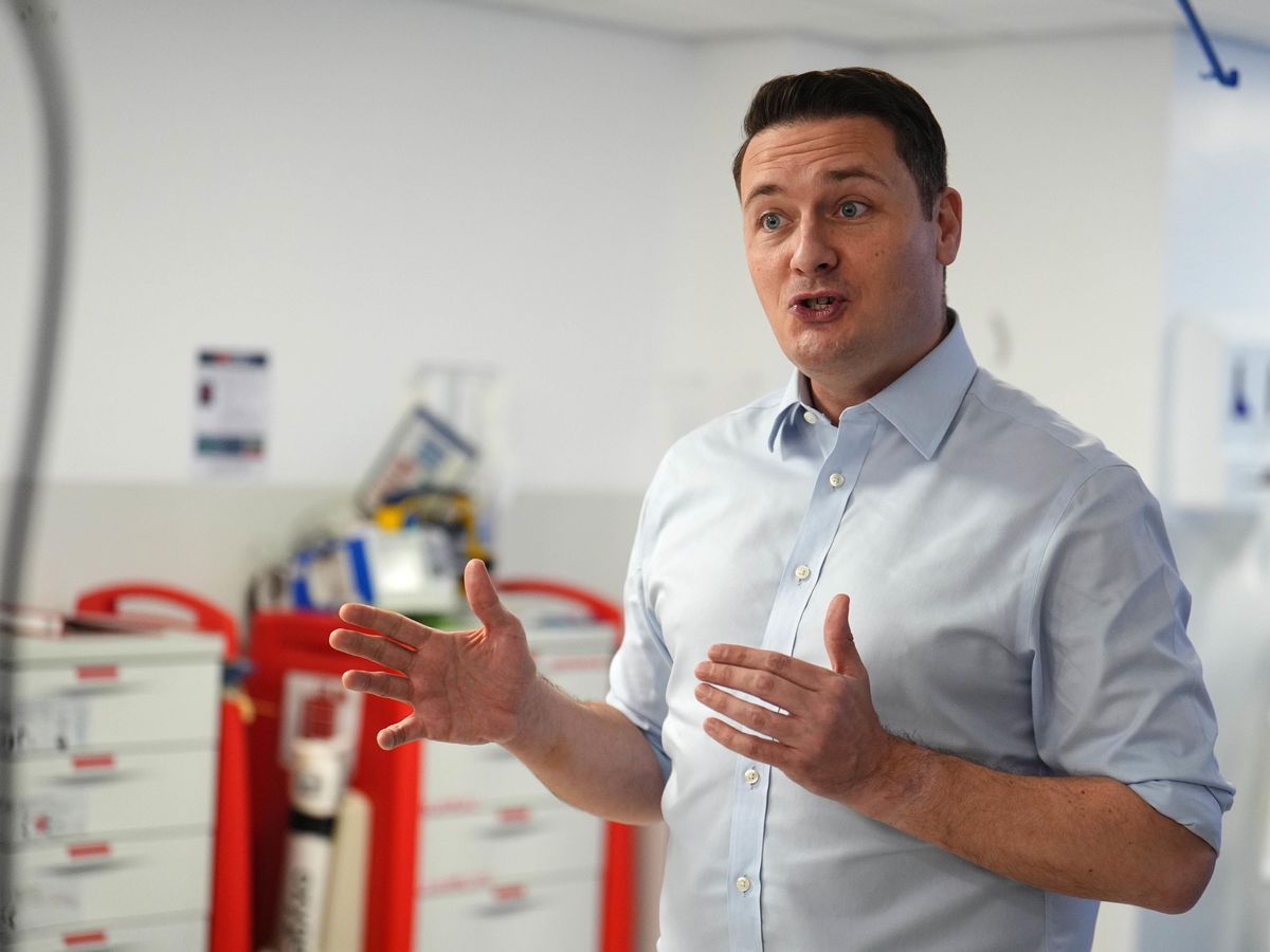 Health Secretary to visit Kent vaccination centre after meningitis outbreak