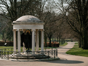 Supporting image for story: Call to stop anti-social yobs as drugs and fights blight Shrewsbury Quarry