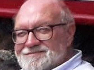 Supporting image for story: 'Conman tried to manipulate grieving pensioner after partner was murdered with crossbow'