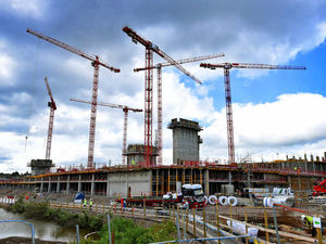 Supporting image for story: Midland Metropolitan Hospital takes shape ahead of 2018 opening