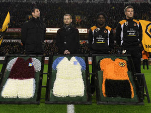 Supporting image for story: Graham Taylor tribute: Wolves and Aston Villa honour their former boss