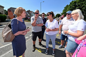 Wendy Morton MP meets concerned residents