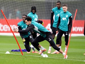 Supporting image for story: Curtis Jones returns to training for Liverpool but Alexander Isak remains absent