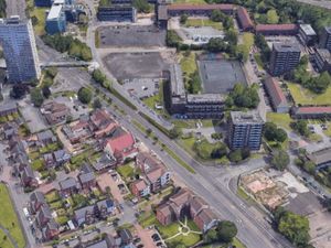 Supporting image for story: Teens, aged 13 and 17, arrested following double stabbing in Wolverhampton