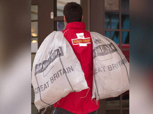 Supporting image for story: More than 100 West Midlands postmen attacked by dogs