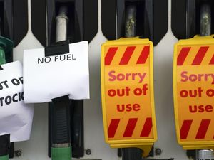 Supporting image for story: Thousands of petrol stations out of fuel as HGV driver visa plan criticised