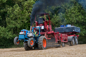 Tractor Pulling 