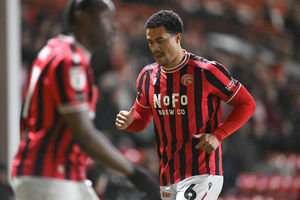 Supporting image for story: Walsall 0-2 MK Dons: Pressure intensifies on Mat Sadler after seven-match winless run