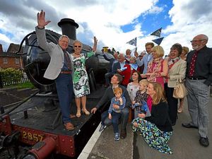 Supporting image for story: Couple share golden milestone with Severn Valley Railway