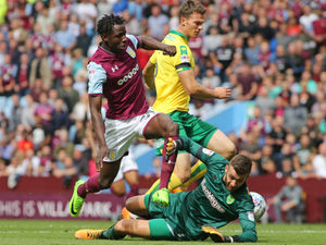 Supporting image for story: Steve Bruce hails "rare breed" Keinan Davis after Aston Villa teenager sparkles on debut