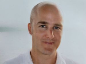 Supporting image for story: Two teenagers found guilty of killing man they lured to beach